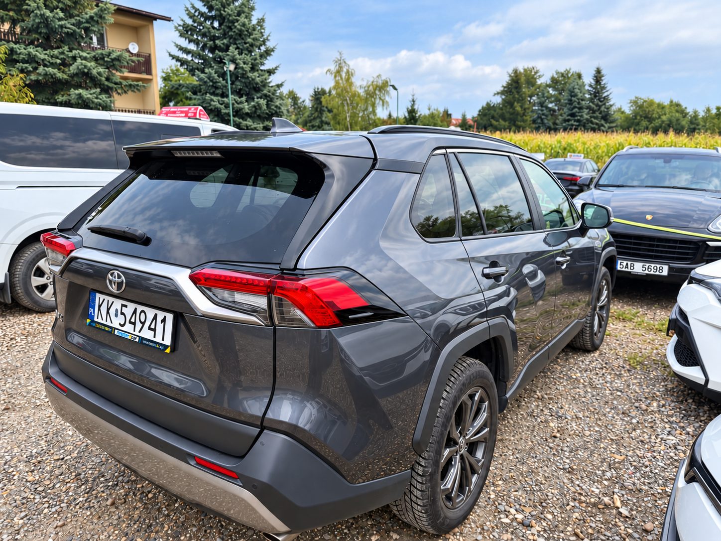 Toyota RAV4 – segment SUV w cenniku wynajmu Master4Car